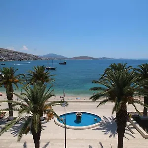 Hotel Ari, Sarande